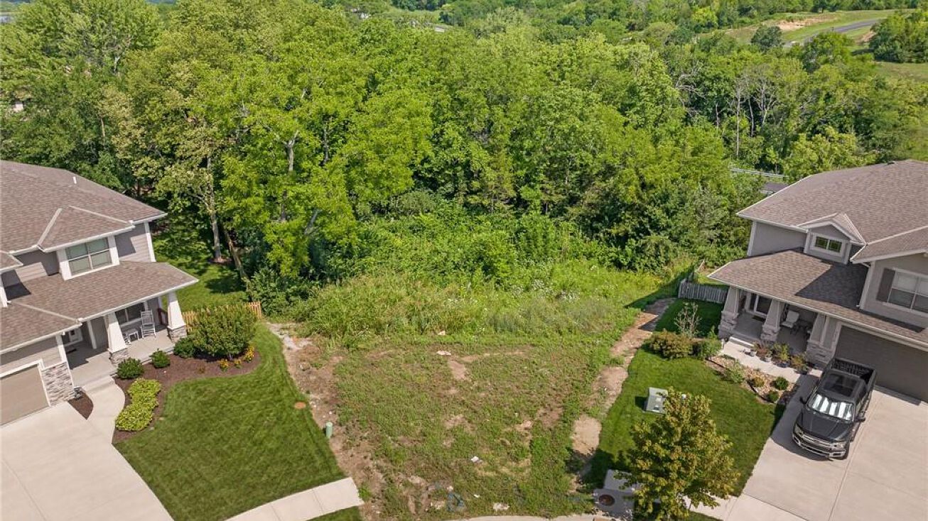 311 S Overlook Street, Olathe, KS 66061