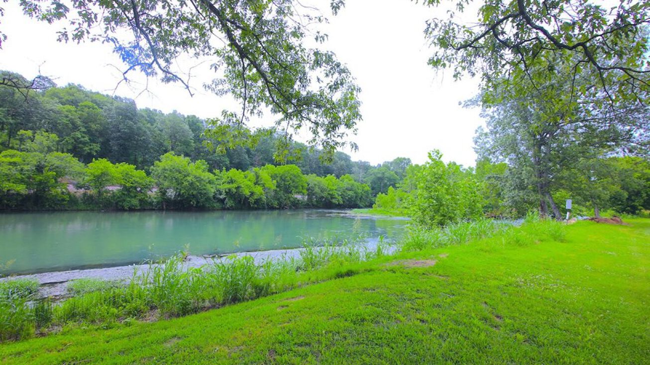 Lot 3 Spring River Landing, Mammoth Spring, AR 72554 | Crexi.com