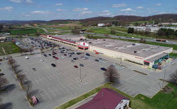 Pictures of Retail property located at 3975 Columbia Ave, Columbia, PA 17512 for comps - image #1