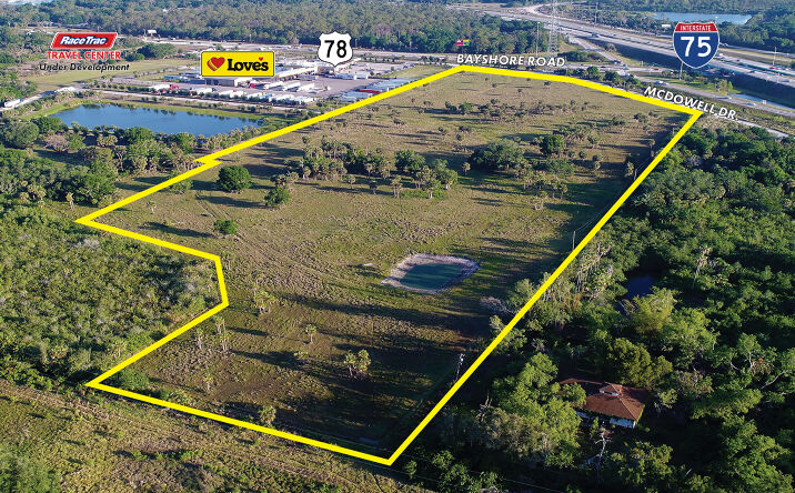 Pictures of Land property located at 17201 McDowell Dr, North Fort Myers, FL 33917 for sales - image #1