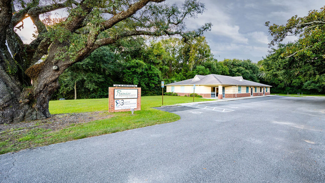 410 W 9 Mile Rd, Pensacola, FL 32534