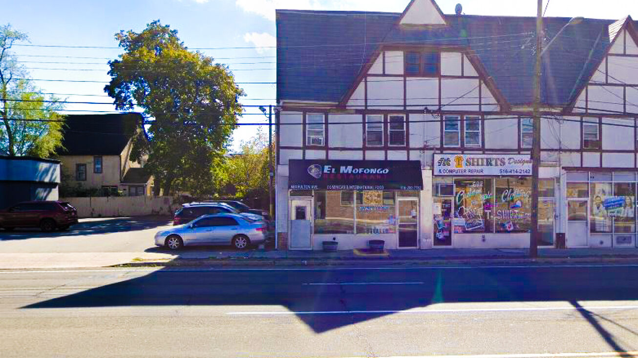 682 Fulton Ave, Hempstead, NY 11550