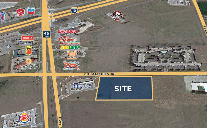 Pictures of Land property located at 1103 TX-46, Seguin, TX 78155 for sales - image #1
