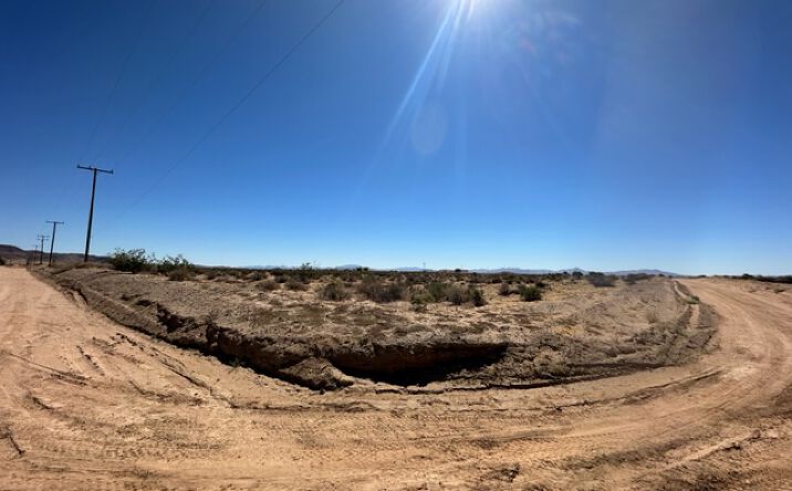 Pictures of Land property located at Salinas Rd, Hinkley, CA 92347 for sales - image #1