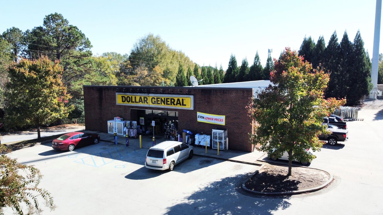 8427 GA166, Douglasville, GA 30135