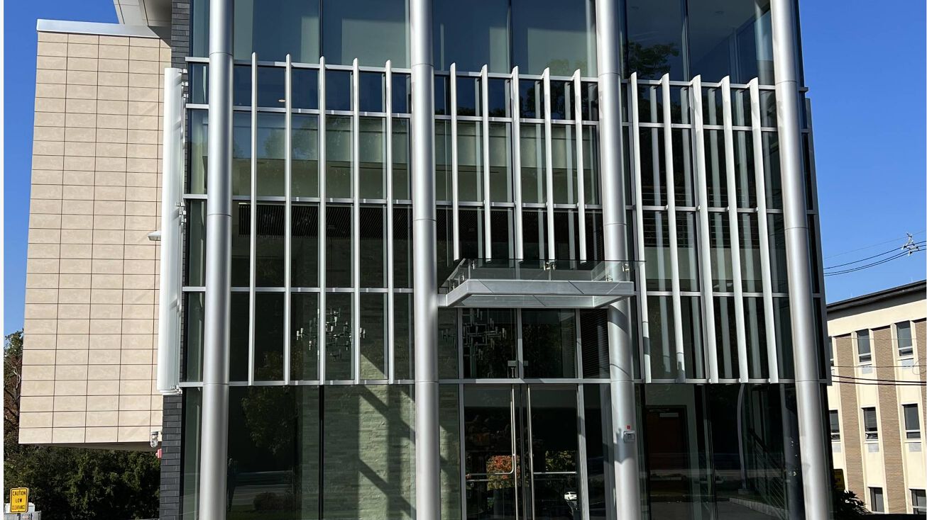 574 Sylvan Ave, Englewood Cliffs, NJ 07632