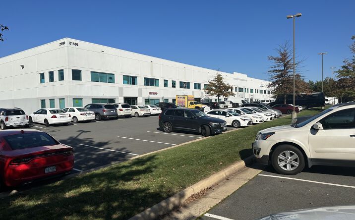 Pictures of Industrial property located at 21580 Atlantic Blvd, Sterling, VA 20166 for comps - image #1