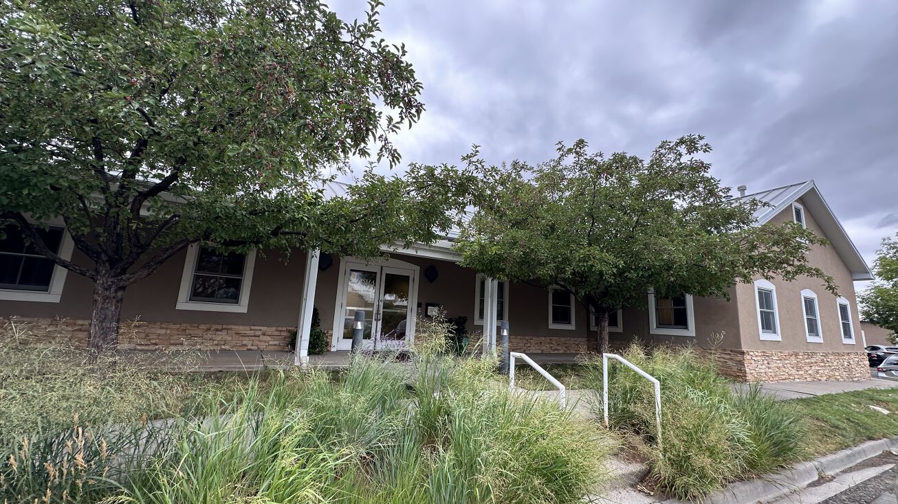 2904 Rodeo Park Dr E, Santa Fe, NM 87505