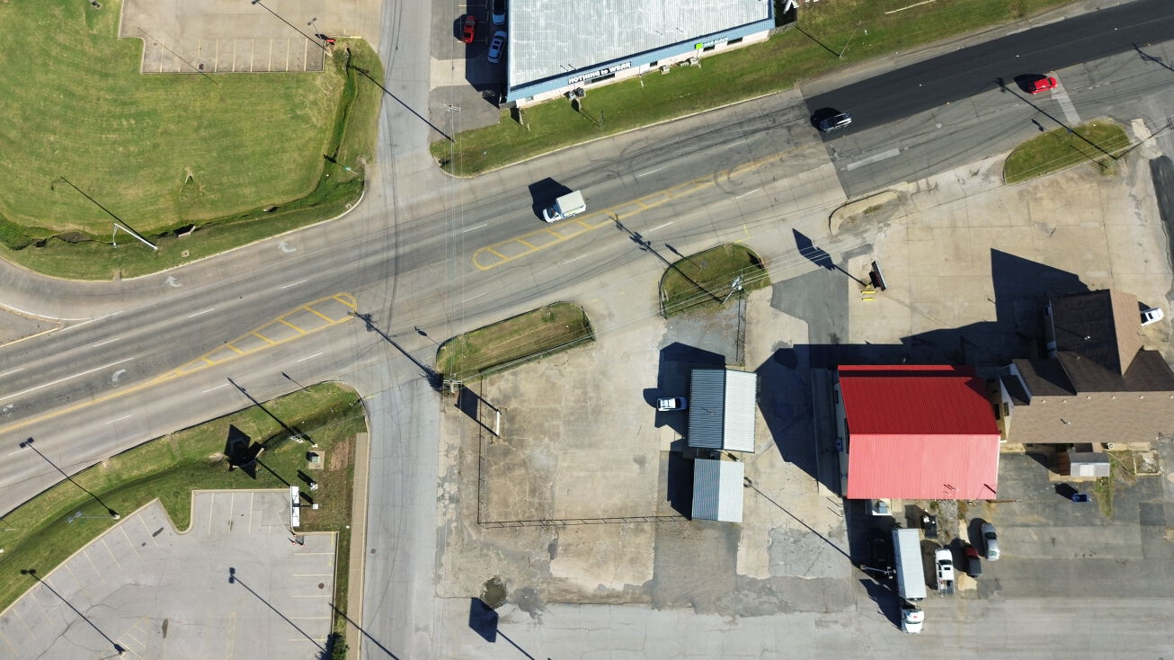 1213 W Cherokee St, Wagoner, OK 74467