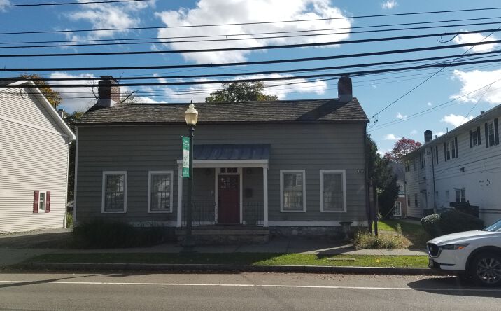 17 Old Main St, Fishkill, NY 12524