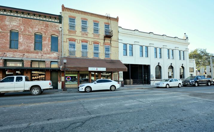 Pictures of Office, Mixed Use, Special Purpose property located at 107 N Austin St, Seguin, TX 78155 for sales - image #1