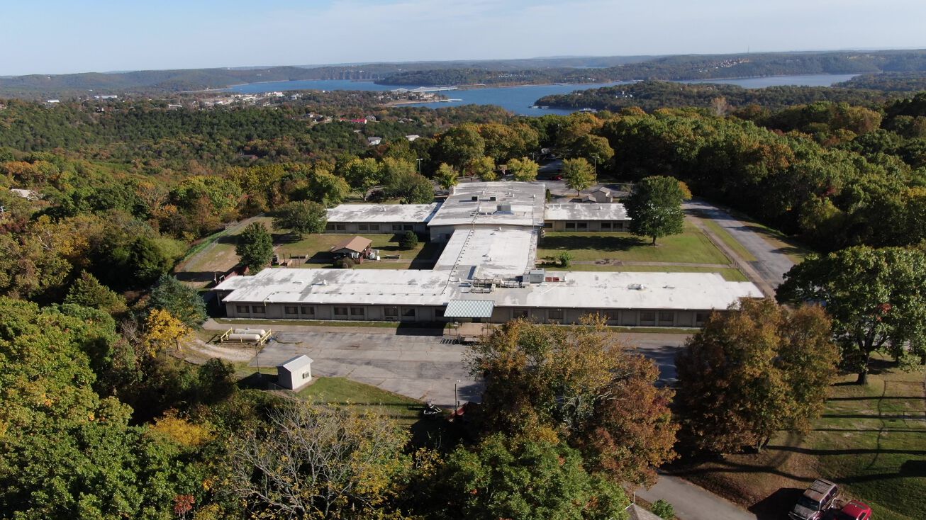 Fountain Ln, Kimberling City, MO 65686