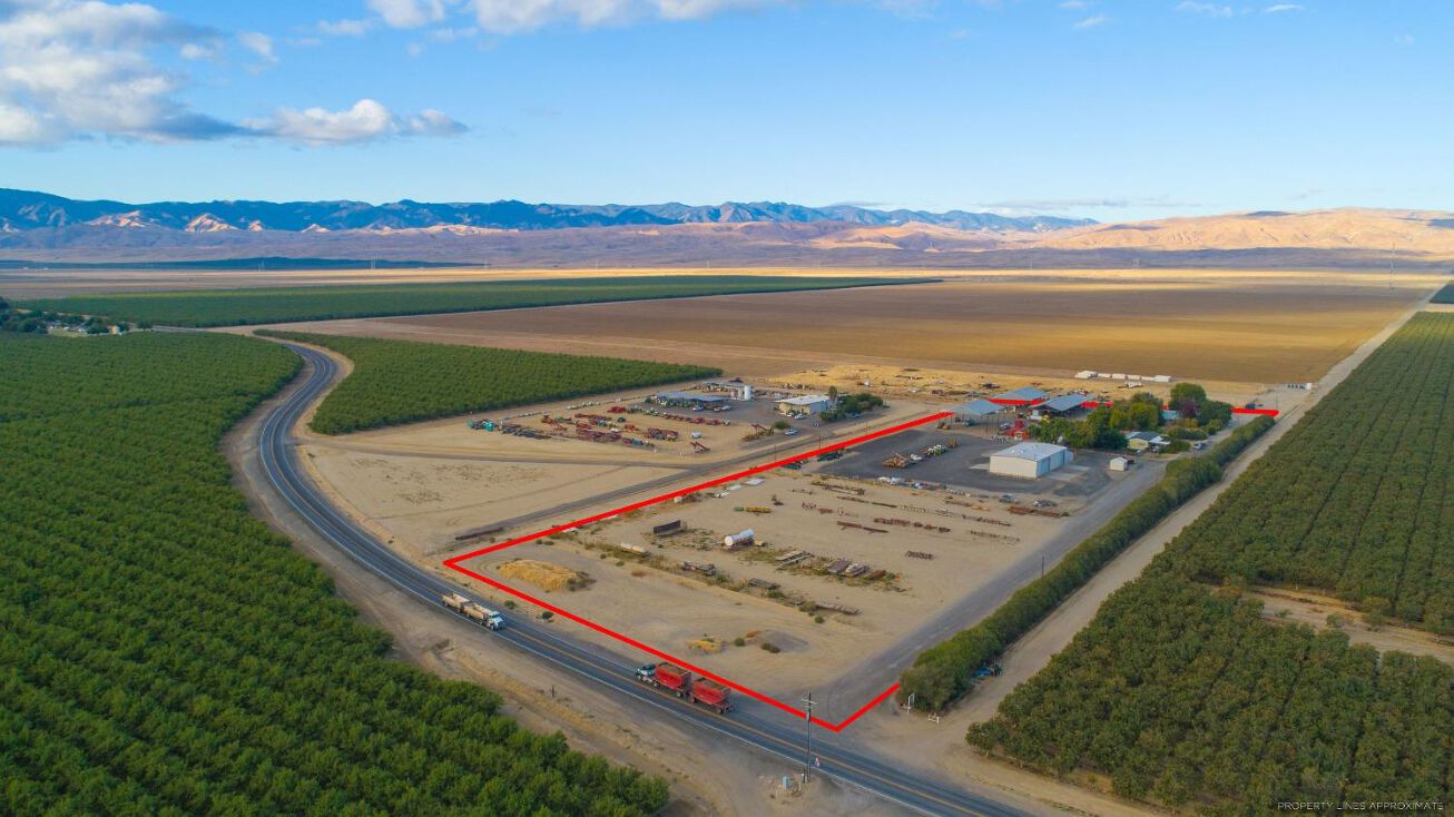 17001 S Derrick Ave, Cantua Creek, CA 93608