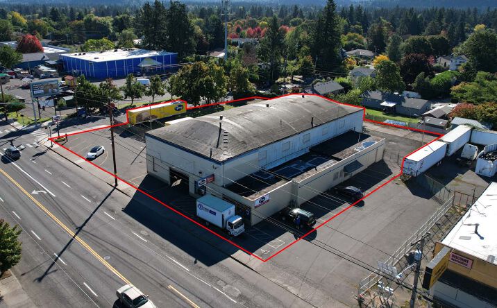 Pictures of Industrial property located at 14508-14510 SE Stark St, Portland, OR 97233 for comps - image #1