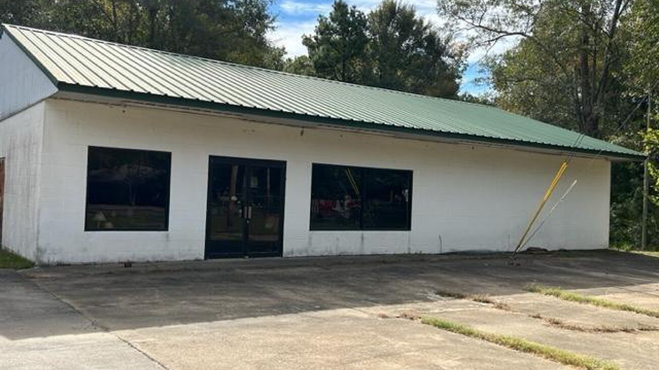 2619 Haynesville Hwy, El Dorado, AR 71730