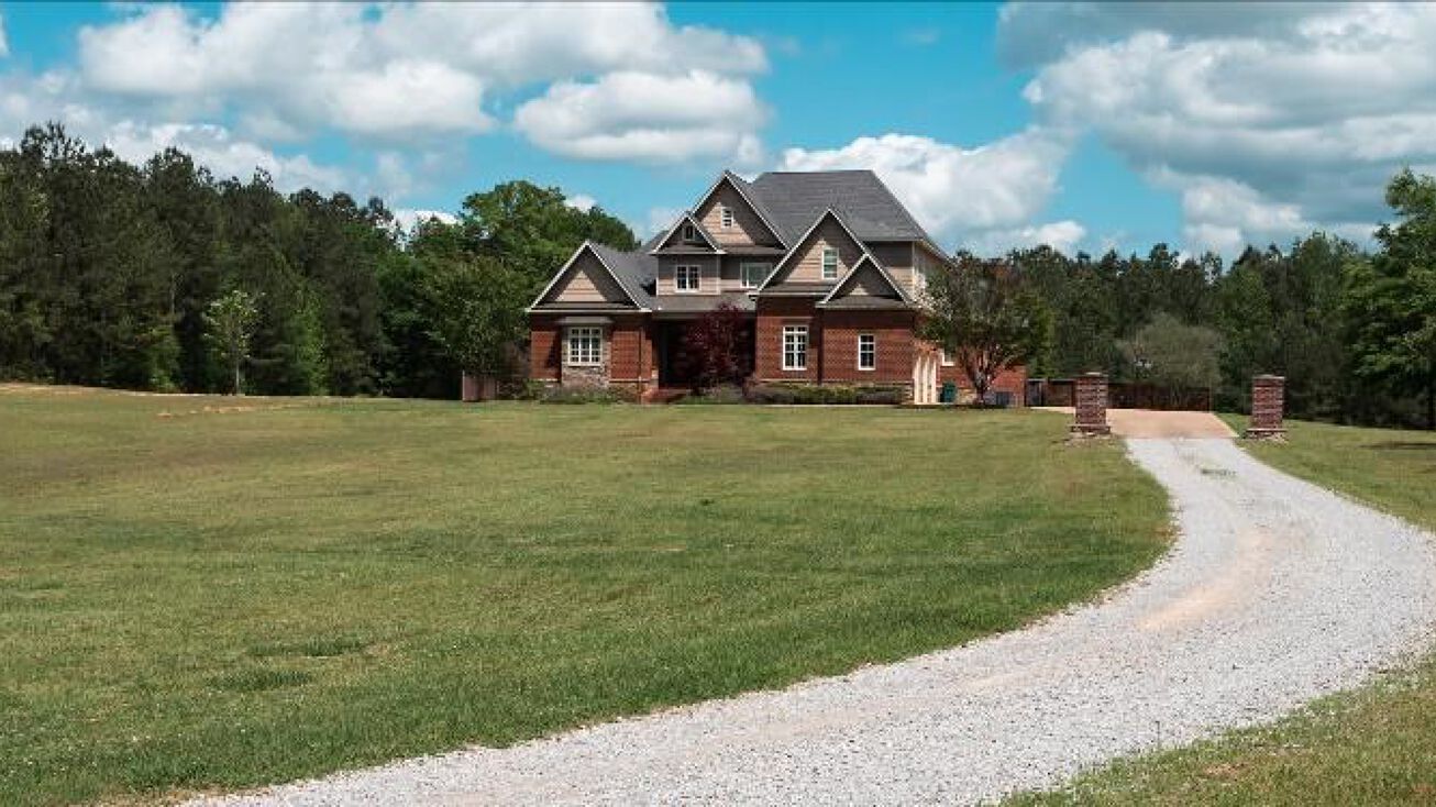 2275 Attala Rd 1107, Kosciusko, MS 39090