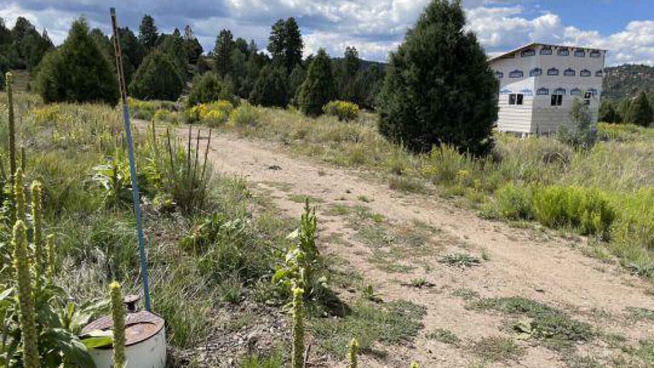 12 Goshute Way, Long Valley, UT 84710