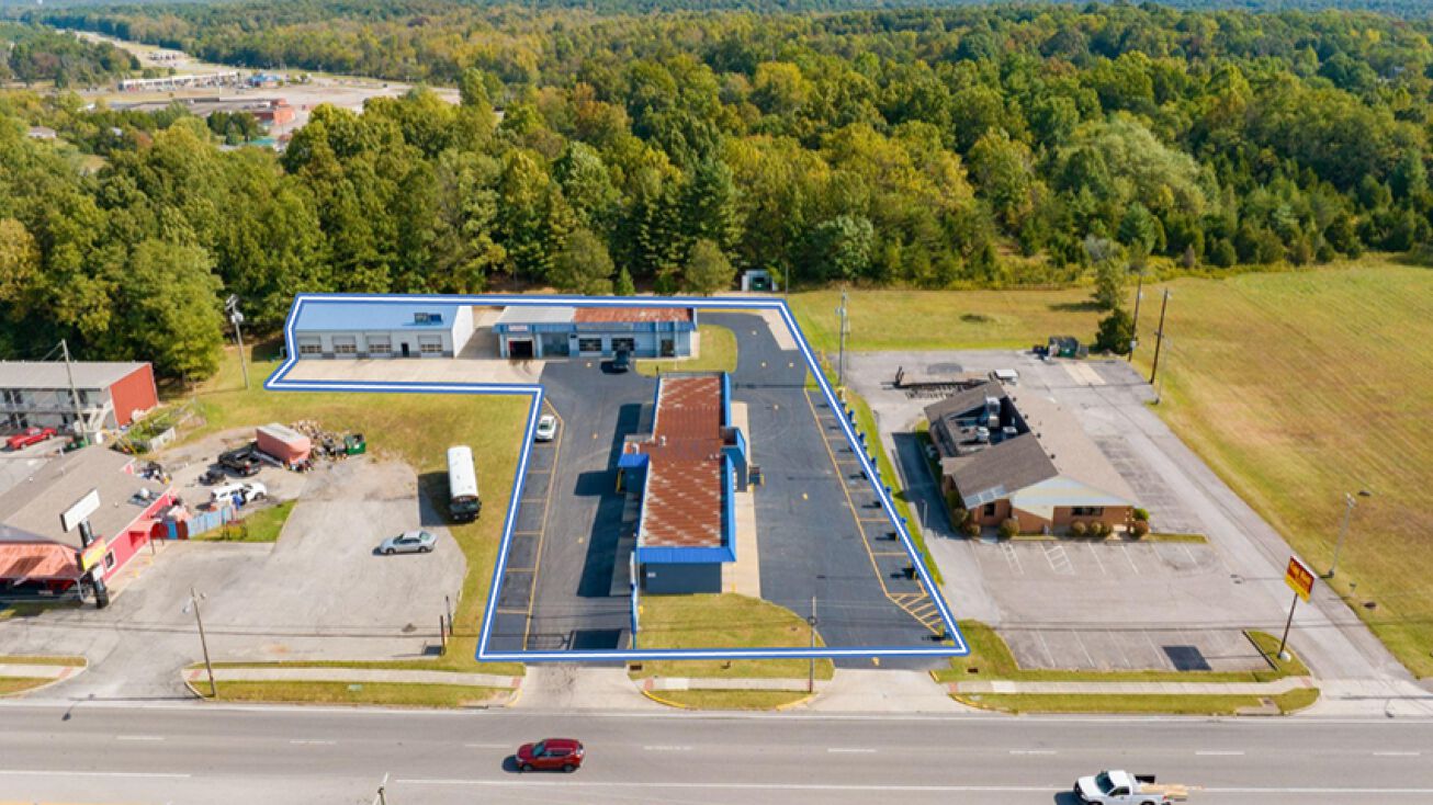 1380 N Dixie Blvd, Radcliff, KY 40160