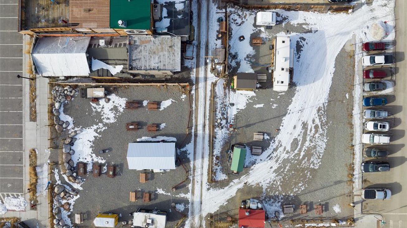 204 Park Street, Gardiner, MT 59030