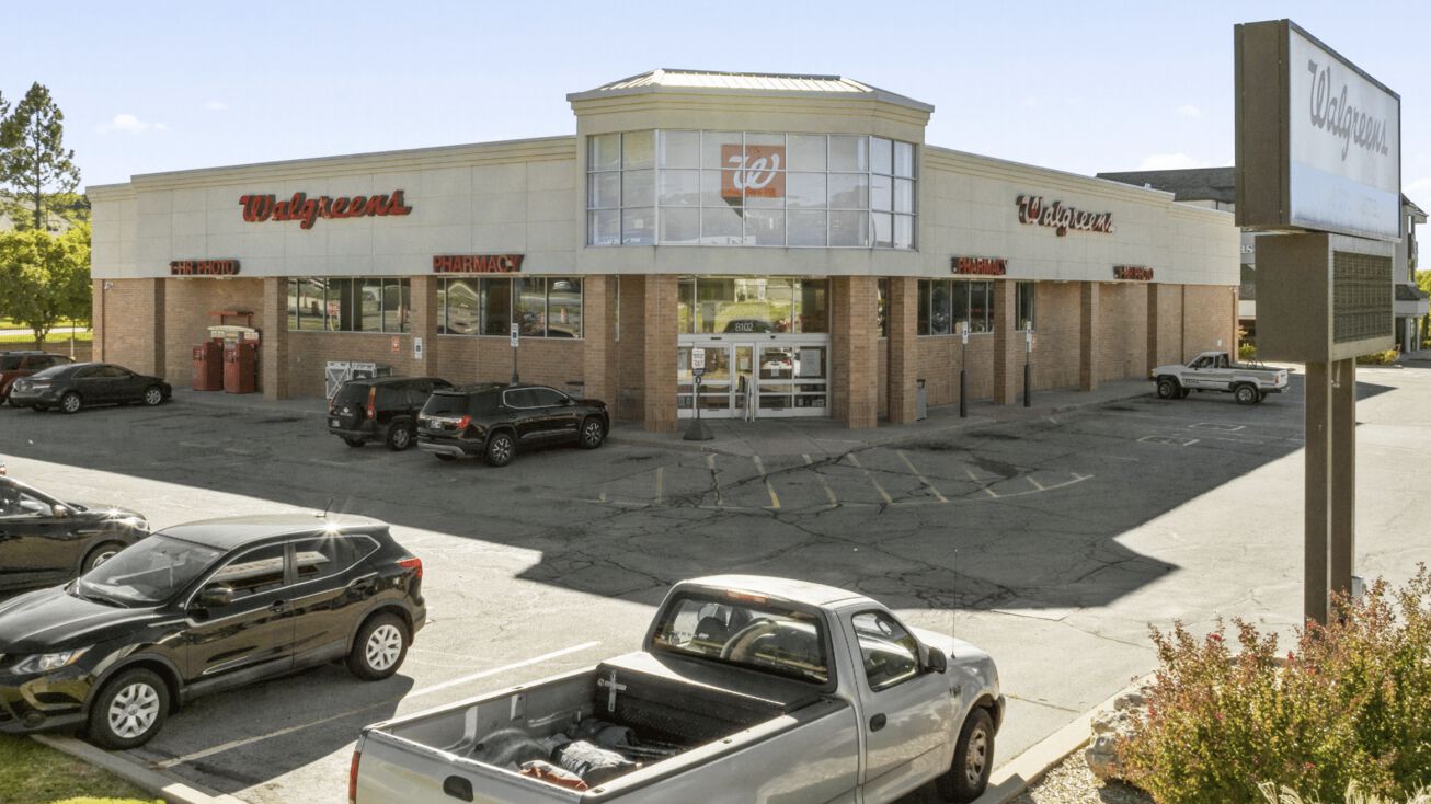 8102 S Yale Ave, Tulsa, OK 74137