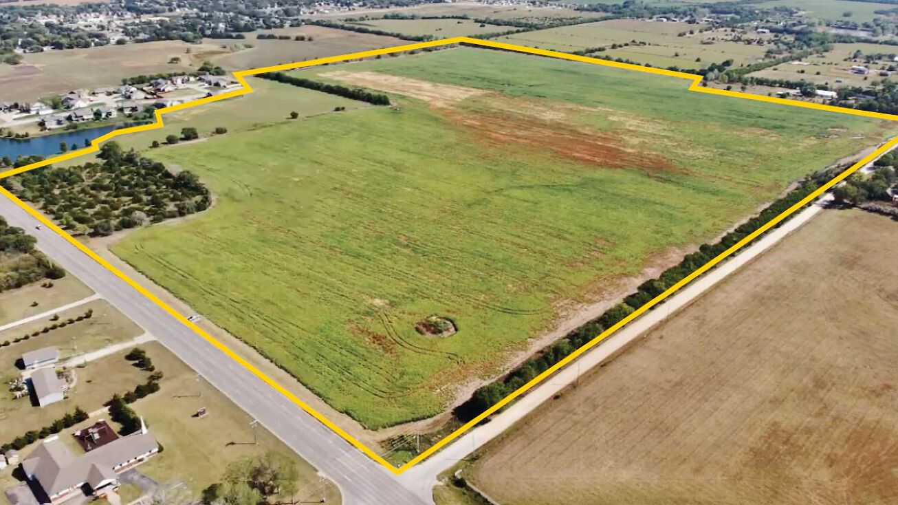 SW County Line Rd, Rose Hill, KS 67037