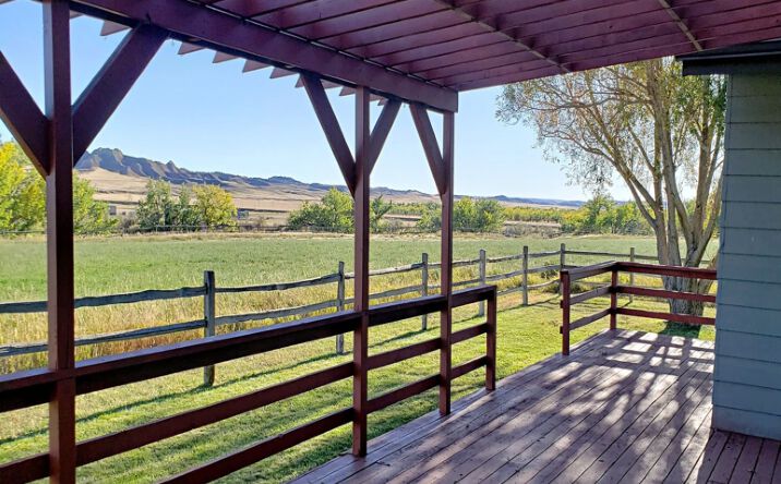image of property at 1956 SUSSEX RD Kaycee WY 82639-9627
