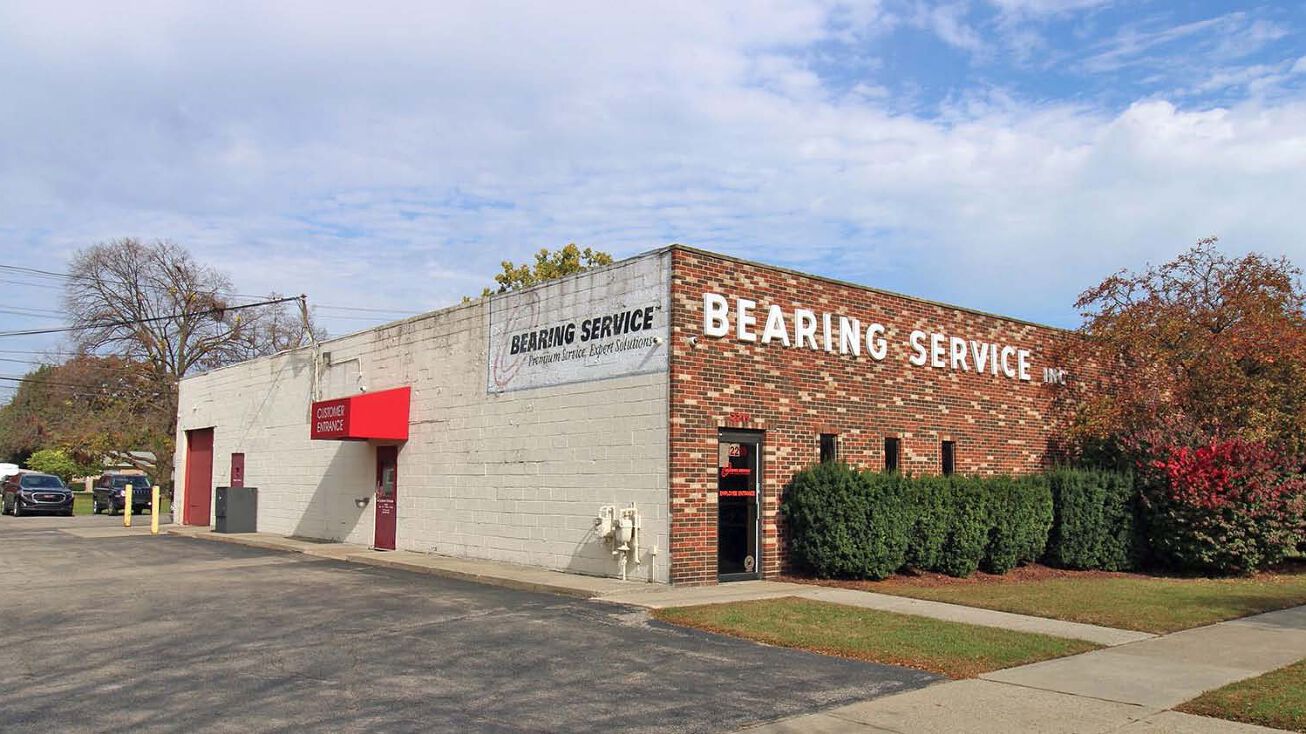 2219 E 9 Mile Rd, Warren, MI 48091