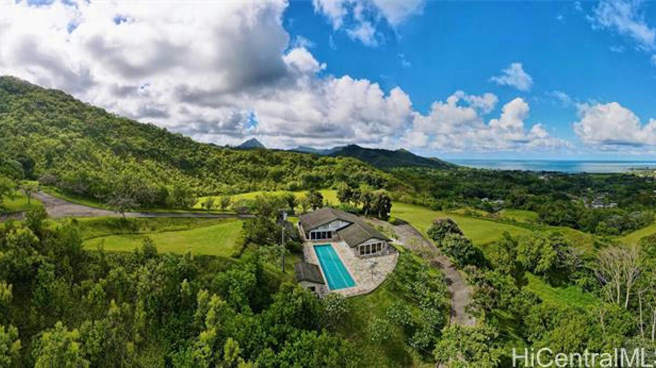 47477 Waihee Pl, Kaneohe, HI 96744