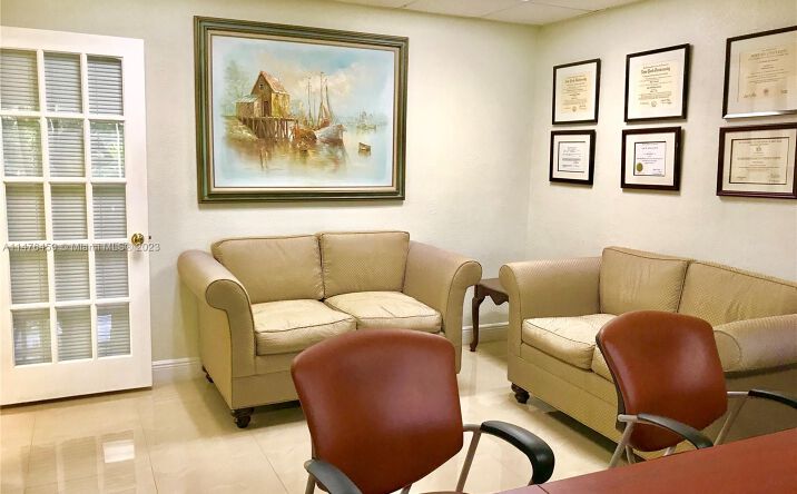 Pictures of Office property located at 9299 SW 152nd St # 200, Palmetto Bay, FL 33157 for sales - image #1
