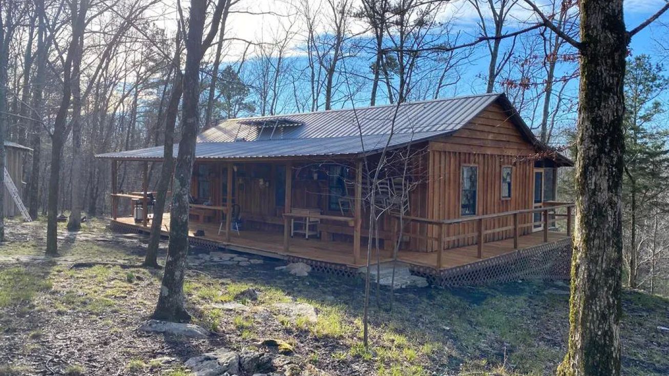 Long Hollow Road, Tuscumbia, AL 35674