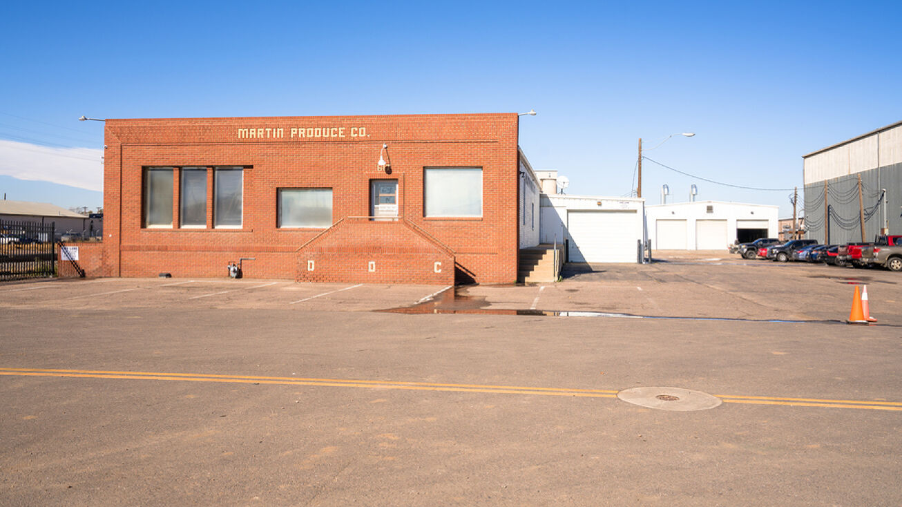 617 6th St, Greeley, CO 80631