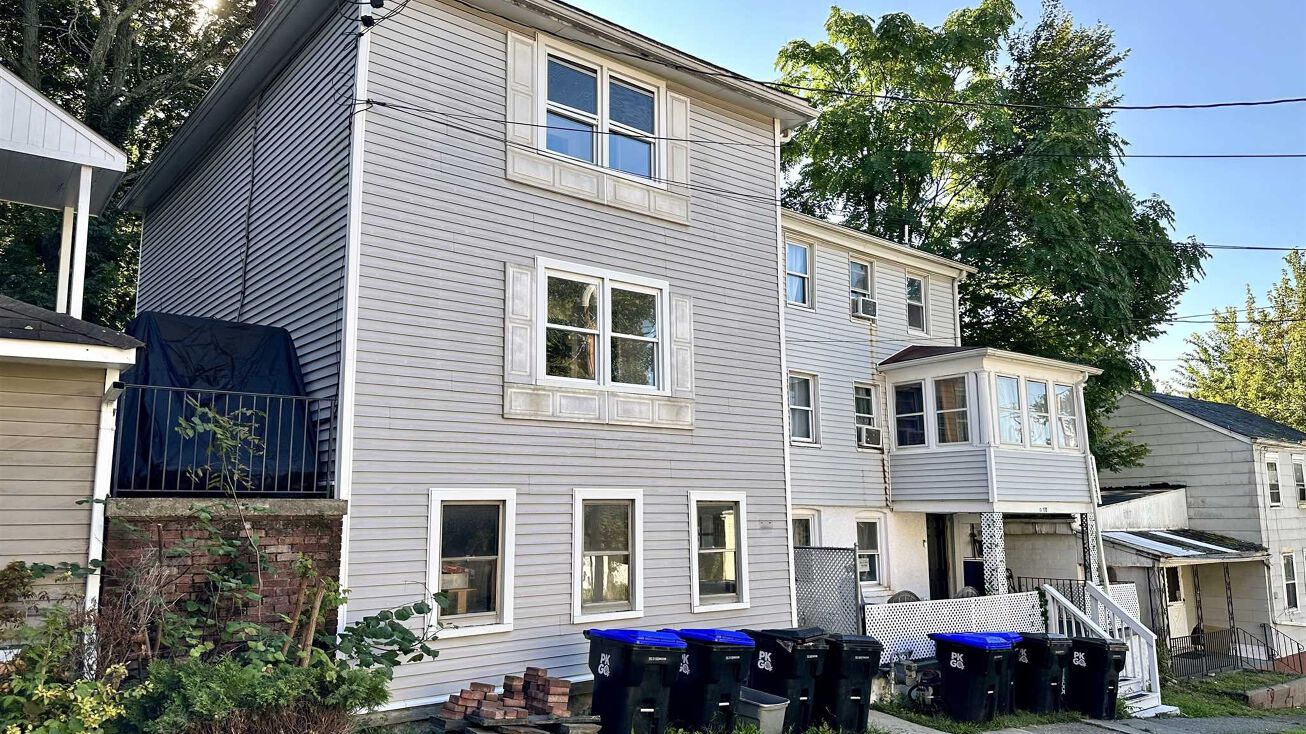 12 Talmadge St, Poughkeepsie, NY 12601