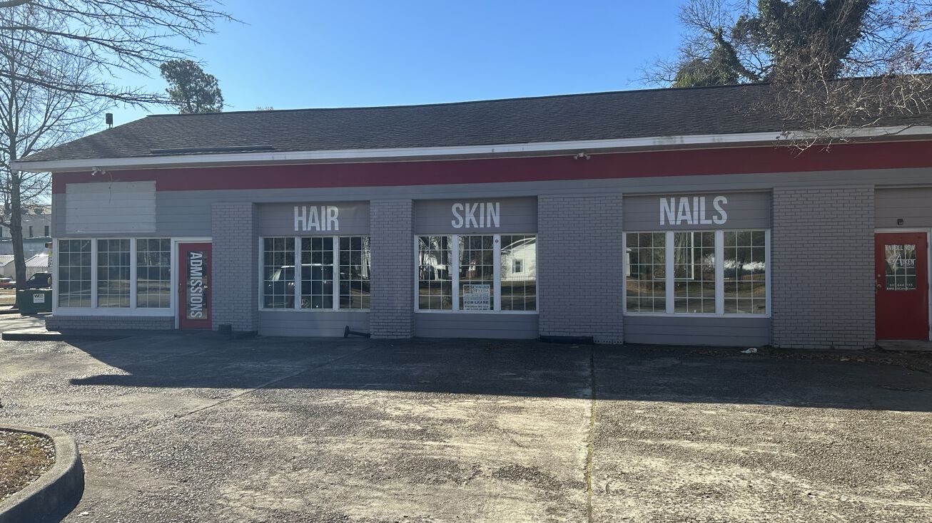 215 Richland Ave W, Aiken, SC 29801