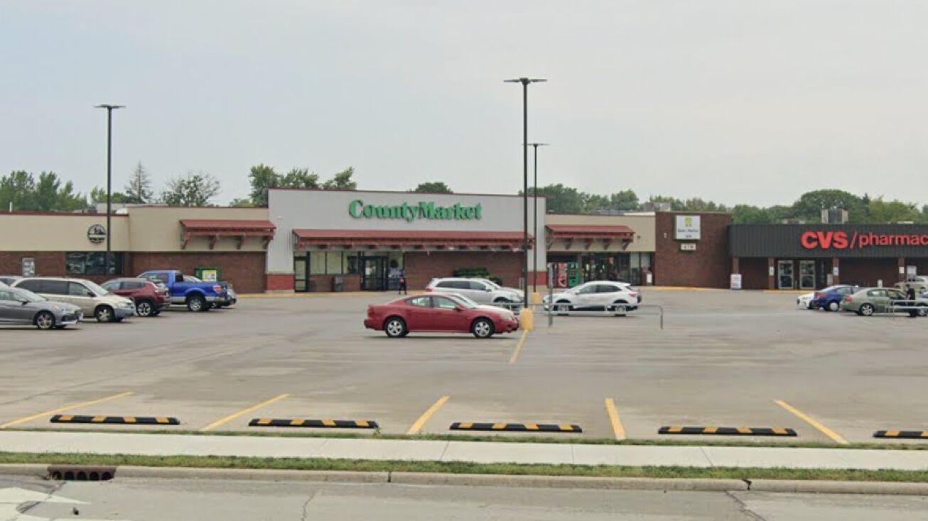 1201 E Grove Ave, Rantoul, IL 61866