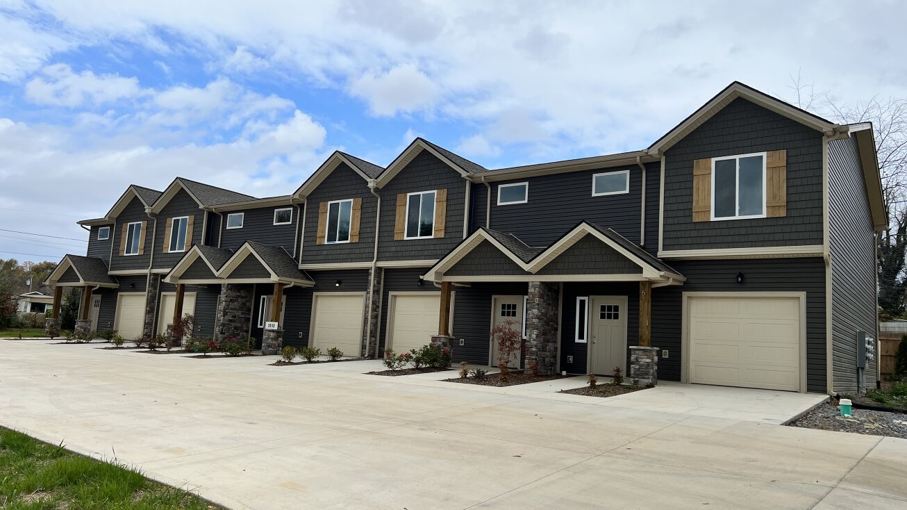 2512 McKinley Rd, Johnson City, TN 37604