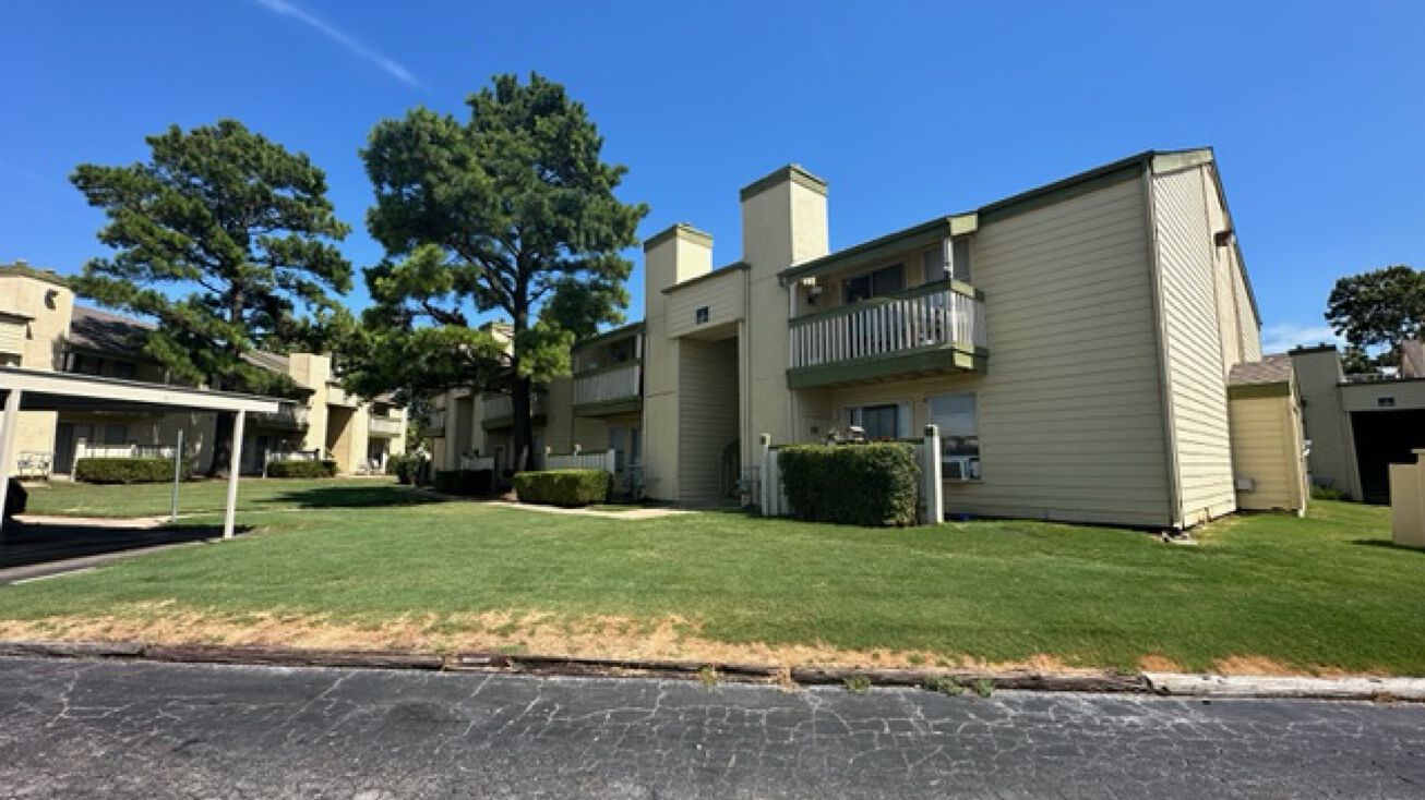 6621 E 19th St, Tulsa, OK 74112