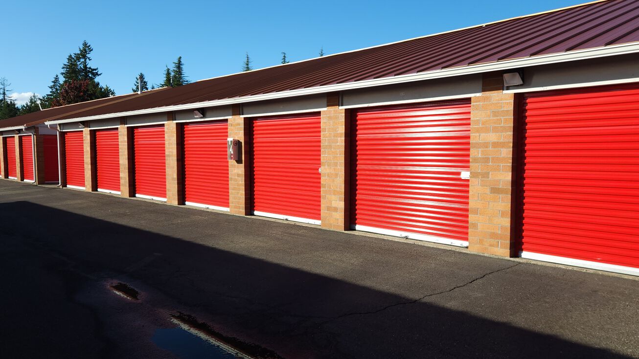 9950 Mickelberry Rd NW, Silverdale, WA 98383