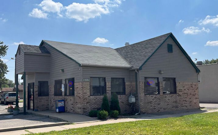Pictures of Retail, Industrial property located at 23594 Hoover Rd, Warren, MI 48089 for sales - image #1
