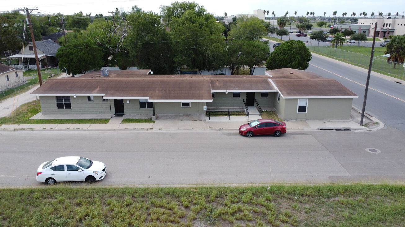 715 N H St, Harlingen, TX 78550