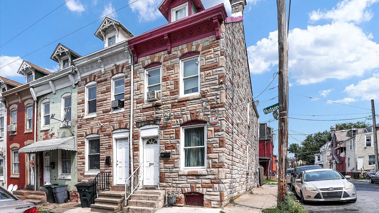 237 Hudson St, Reading, PA 19601