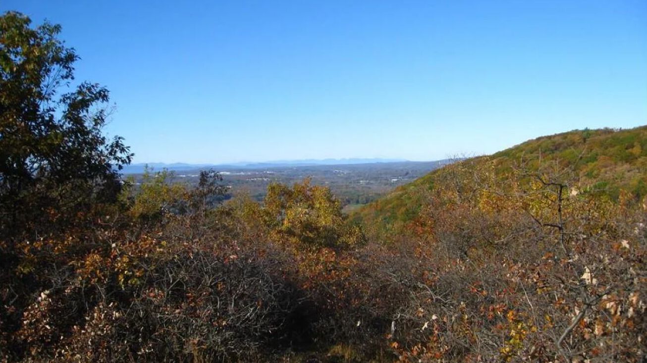 100 Waterbrook Rd, Cornwall, NY 12518