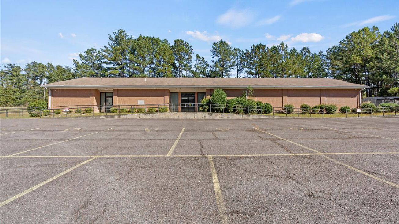 4010 Deans Bridge Rd, Hephzibah, GA 30815