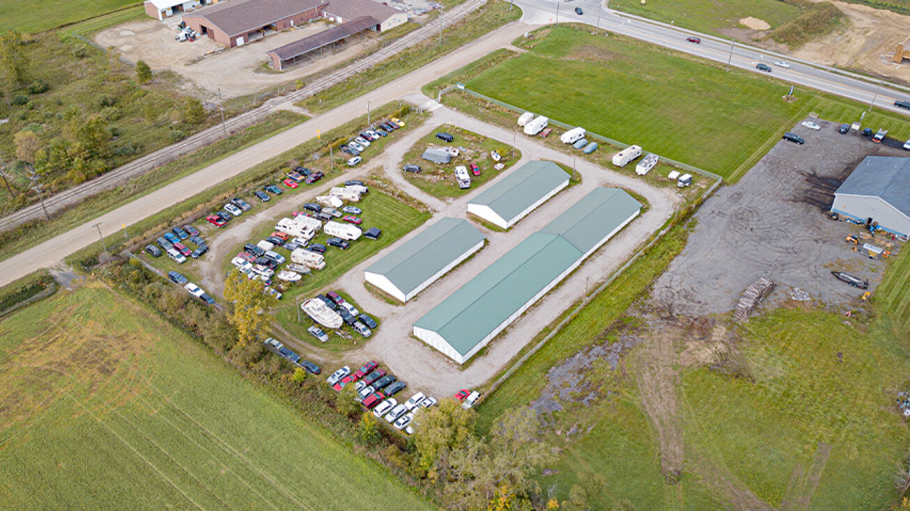 5537 Croswell Rd, Croswell, MI 48422