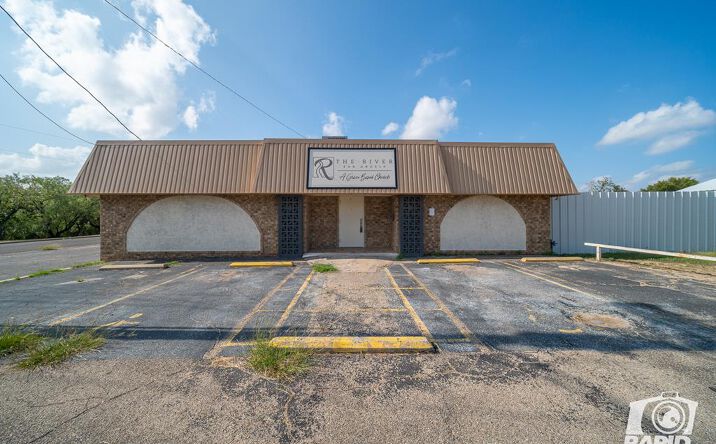 Pictures of Office property located at 940 W 14th St, San Angelo, TX 76903 for sales - image #1