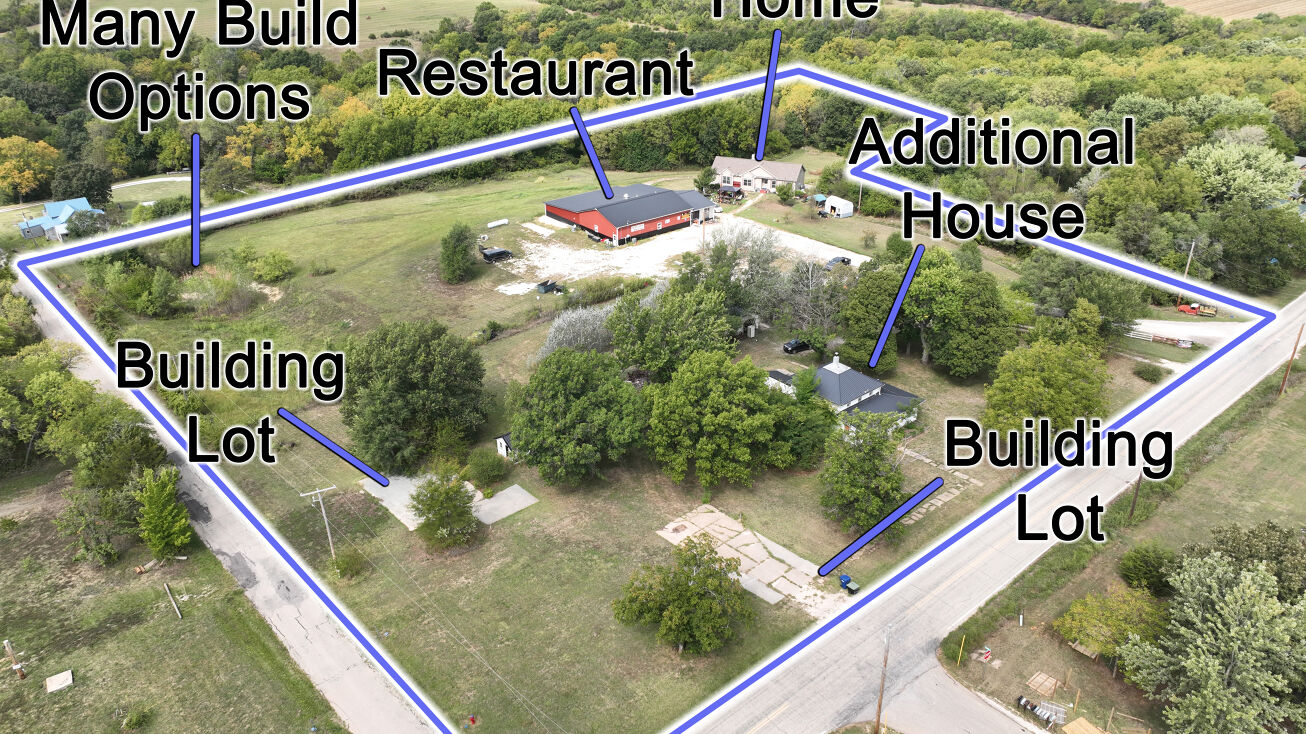 13404 Harveyville Rd, Harveyville, KS 66431