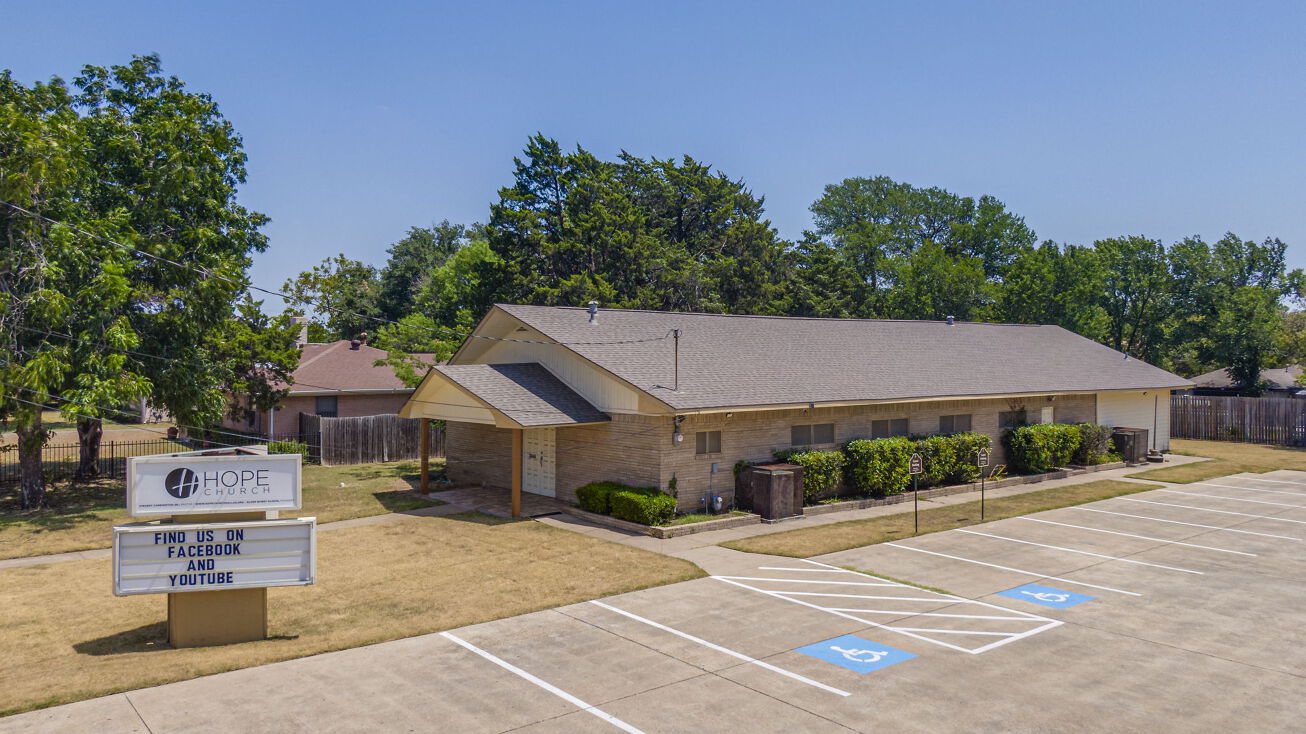 3822 Boulder Dr, Dallas, TX 75233