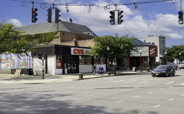 Pictures of Retail property located at 1028 Madison Ave, Albany, NY 12208 for sales - image #1