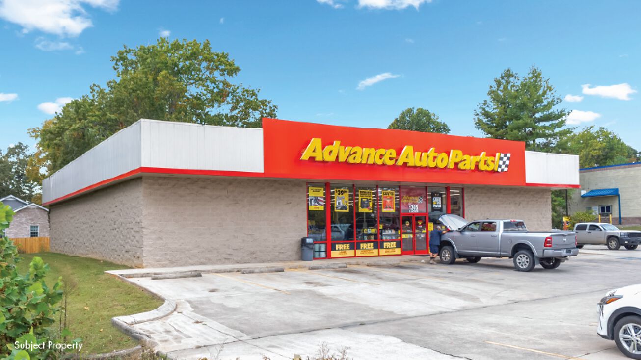 1305 N Jackson St, Tullahoma, TN 37388