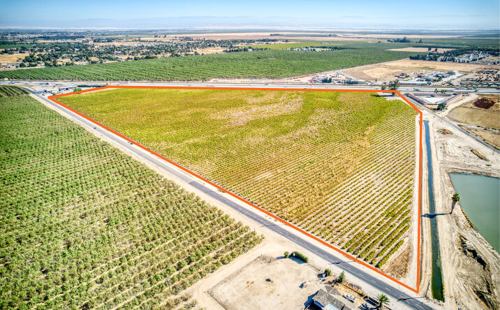 Pictures of Land property located at 12680 CA-99, Madera, CA 93637 for sales - image #1
