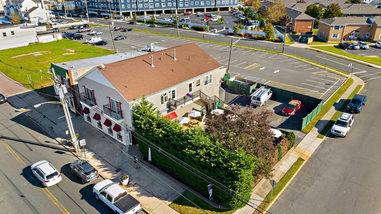 Pictures of Hospitality, Mixed Use, Multifamily property located at 60 Carr Ave, Keansburg, NJ 07734 for sales - image #1